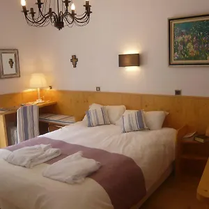 Alojamento de Acomodação e Pequeno-almoço La Residence Berceau De Bernadette, Lourdes
